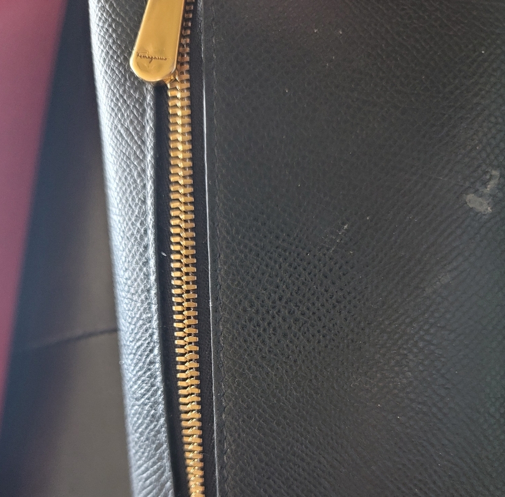 Salvatore Ferragamo Wallet - Picture 11 of 13